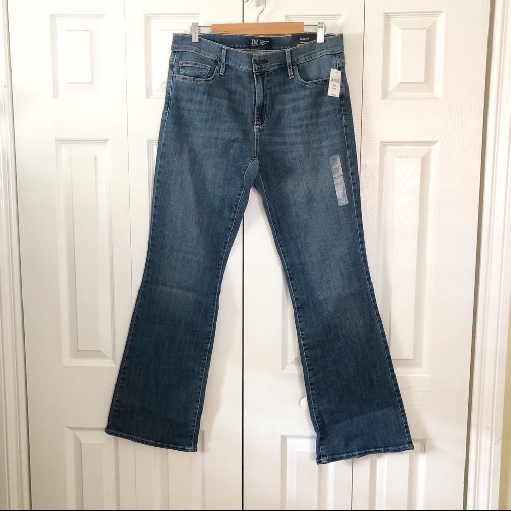 GAP Mid Rise Boot Cut Jeans in Stretch 32 - Picture 2 of 8